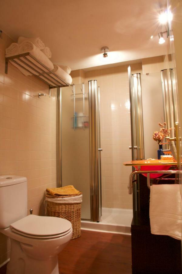 Apartamento San Benito C Sevilla Bagian luar foto