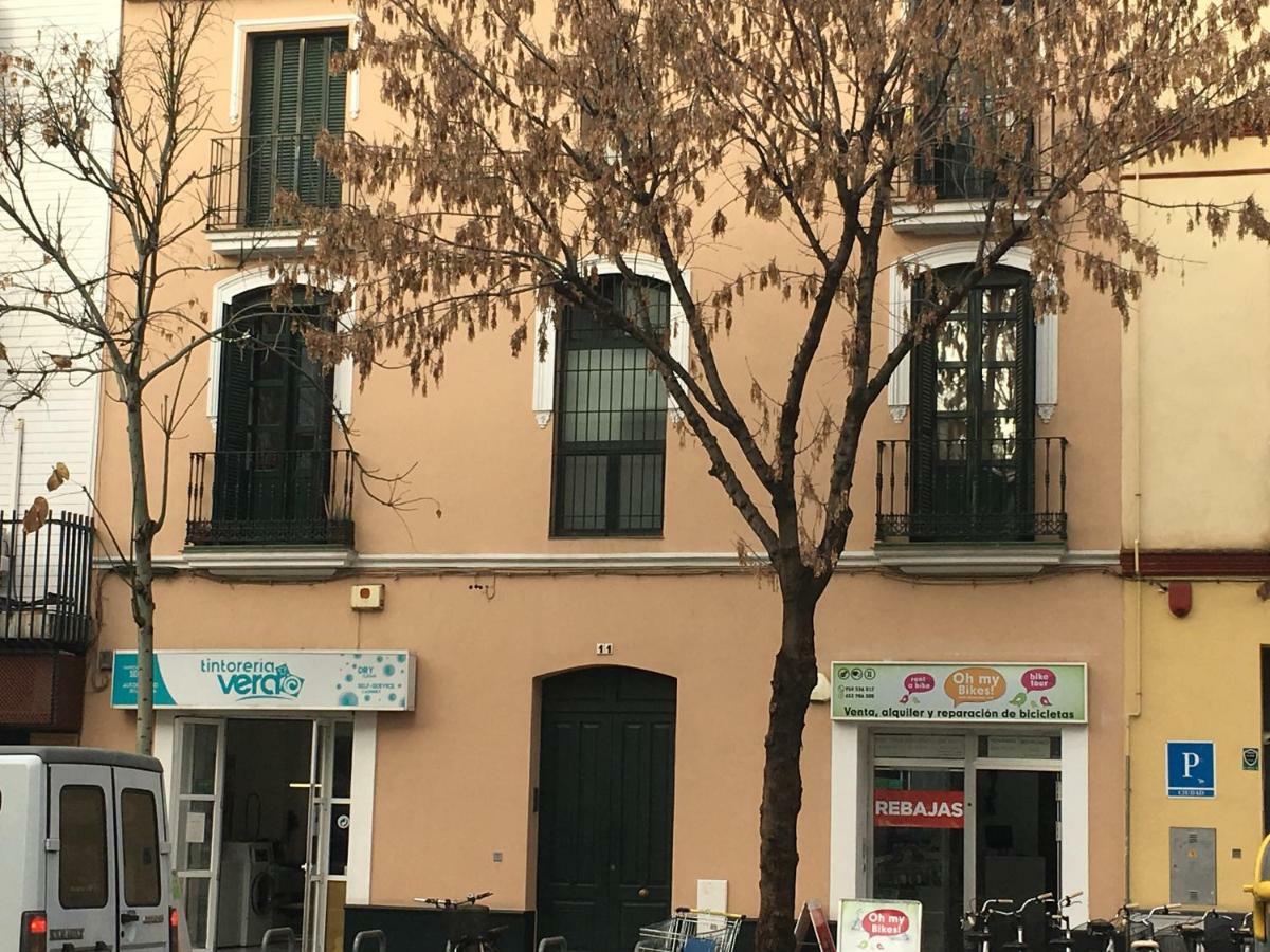 Apartamento San Benito C Sevilla Bagian luar foto